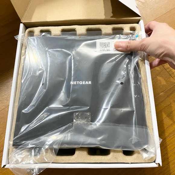 Netgear ac1600 Wifi Cable Modem Router - Picture 5 of 5